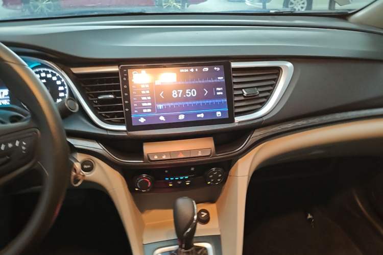 Used Buick GT 2017 15N Automatic Entry-Level Trim Audio And AC Panel