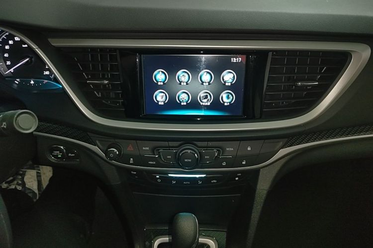 Used Buick GT 2017 15N Automatic Deluxe Edition Audio And AC Panel