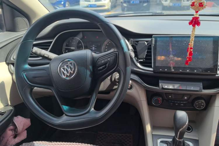 Used Buick GT 2017 15N Automatic Elite Version Center Console