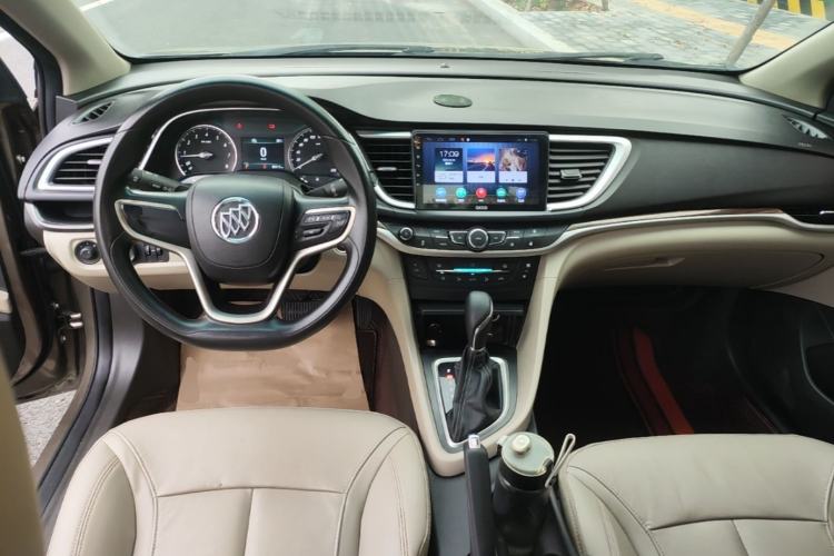 Used Buick GT 2017 15N Automatic Deluxe Edition Center Console