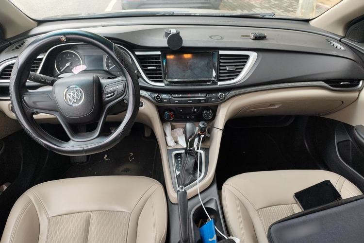 Used Buick GT 2017 15N Automatic Elite Version Center Console