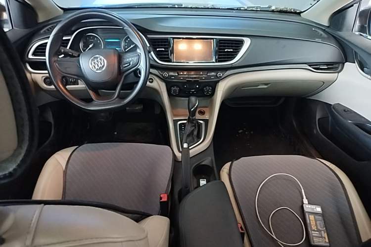 Used Buick GT 2017 15N Automatic Elite Version Center Console