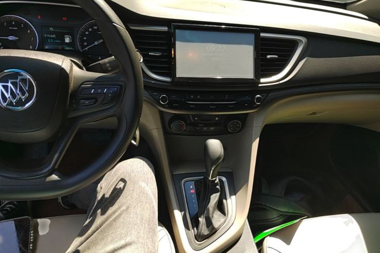 Used Buick GT 2017 15N Automatic Elite Version Center Console