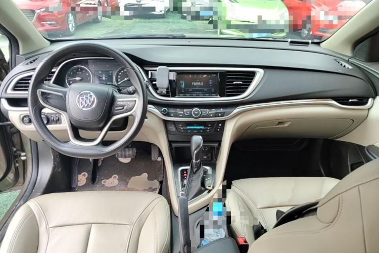Used Buick GT 2017 15N Automatic Deluxe Edition Center Console