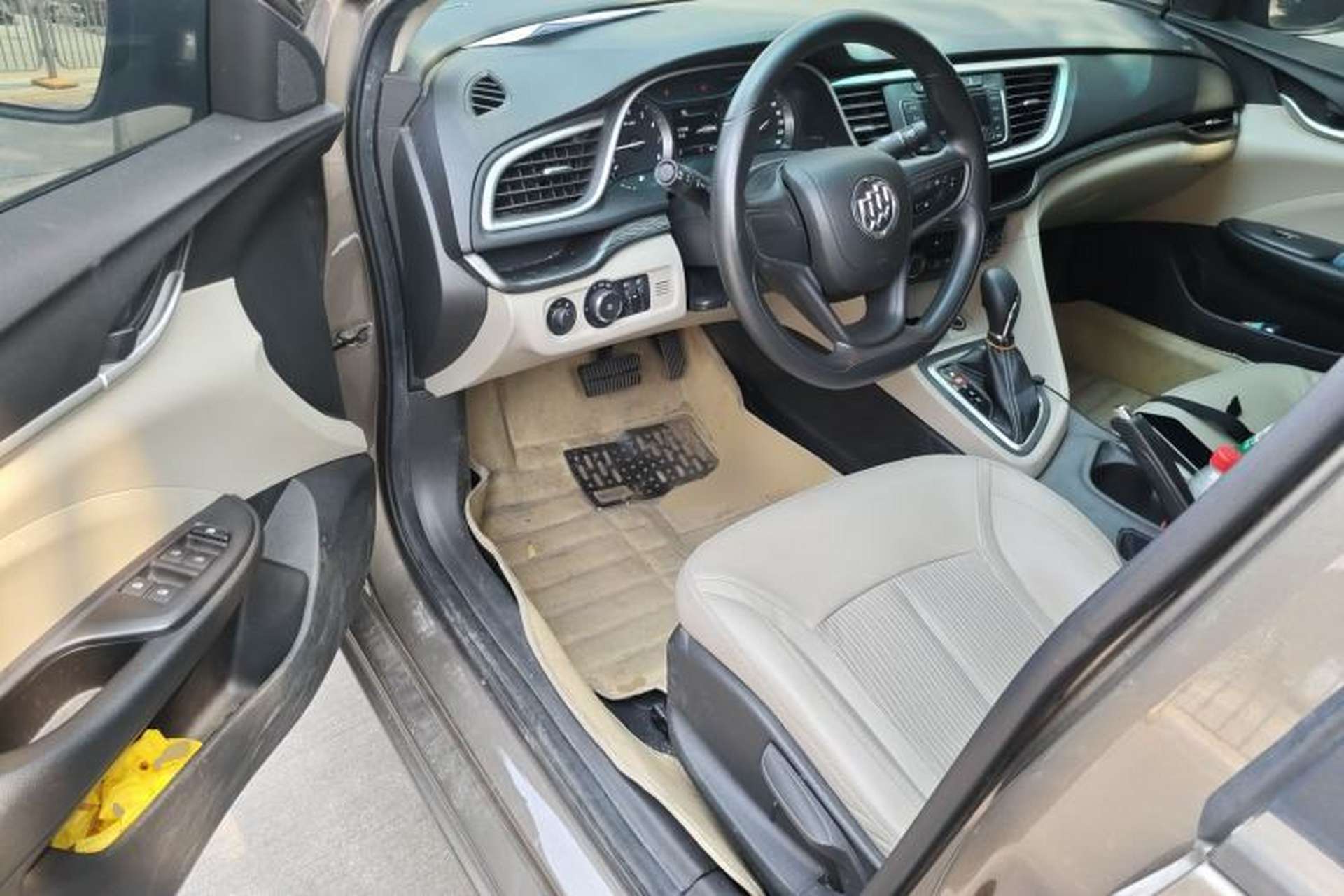 Used Buick GT 2017 15N Automatic Elite Version Driver Seat