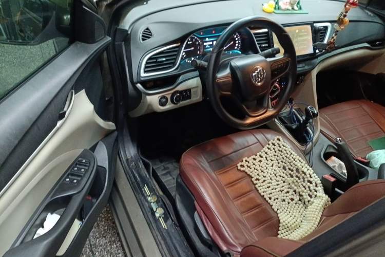 Used Buick GT 2017 15N Manual Elite Version Driver Seat