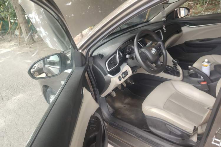 Used Buick GT 2017 15N Manual Elite Version Driver Seat
