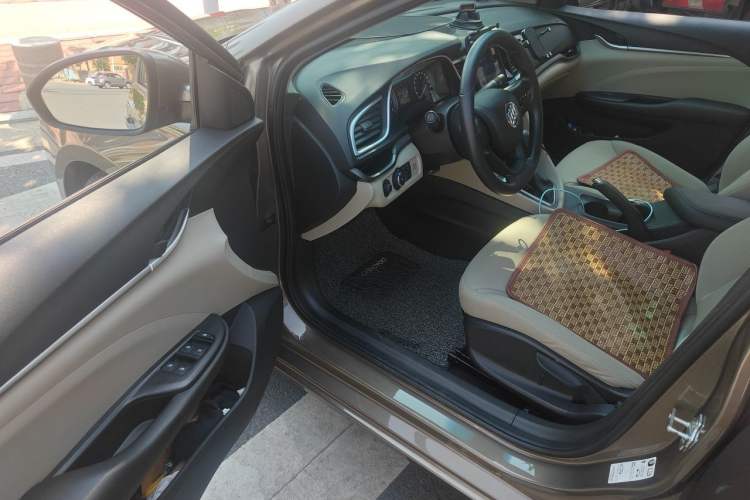 Used Buick GT 2017 15N Automatic Entry-Level Trim Driver Seat