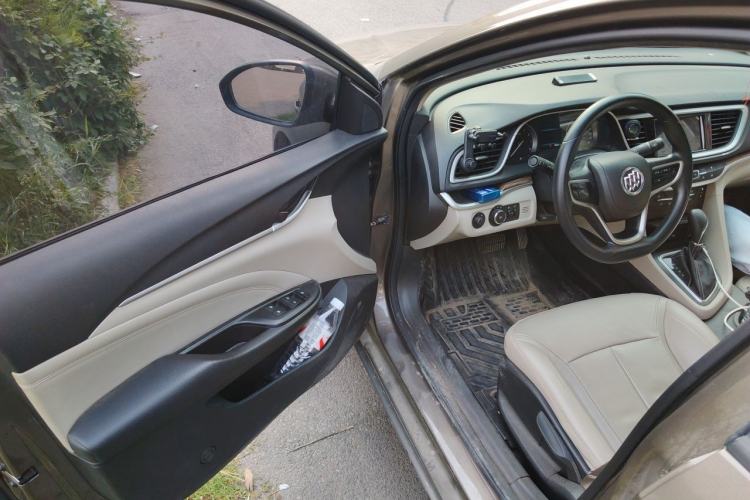 Used Buick GT 2017 15N Automatic Deluxe Edition Driver Seat