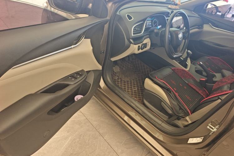 Used Buick GT 2017 15N Manual Elite Version Driver Seat