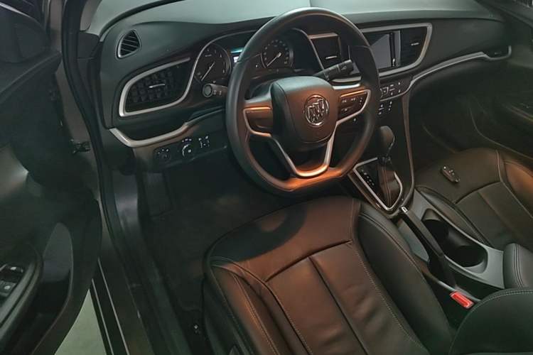 Used Buick GT 2017 15N Automatic Deluxe Edition Driver Seat