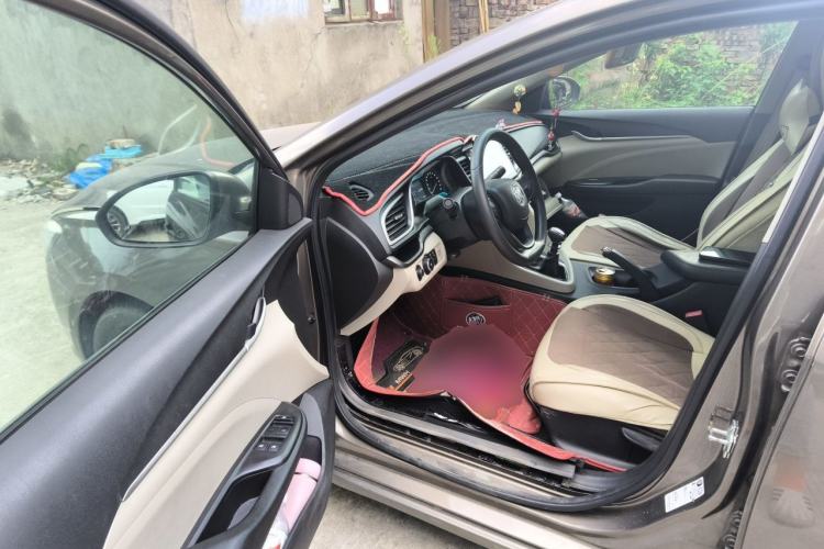 Used Buick GT 2017 15N Manual Elite Version Driver Seat