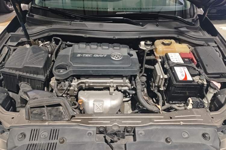 Used Buick GT 2017 15N Automatic Deluxe Edition Engine Bay
