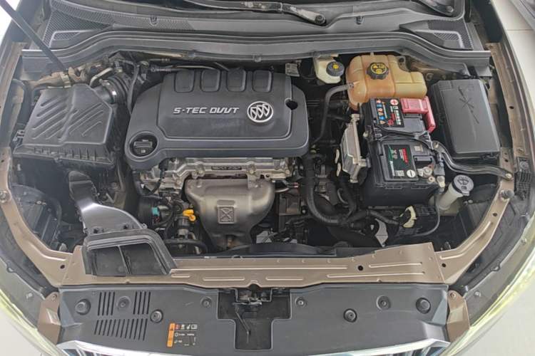 Used Buick GT 2017 15N Automatic Elite Version Engine Bay