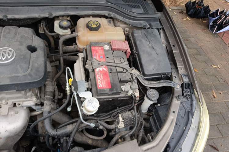 Used Buick GT 2017 15N Manual Entry-Level Trim Engine Bay Left