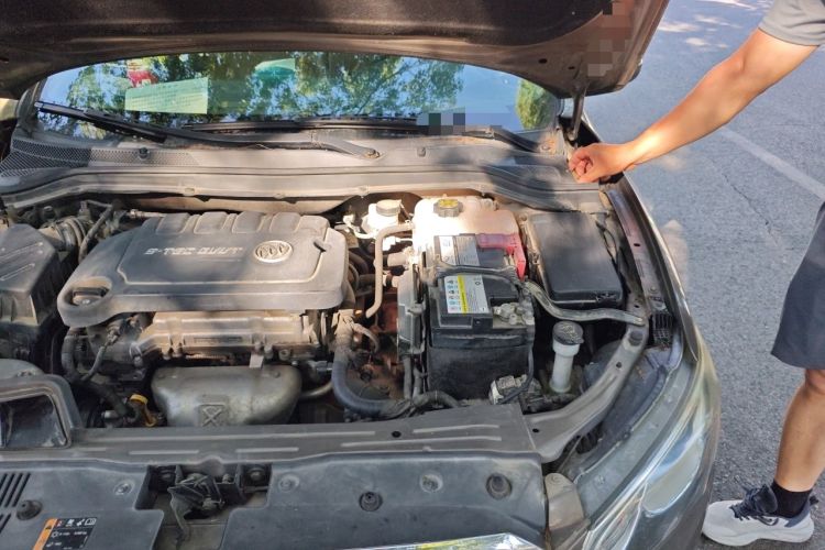 Used Buick GT 2017 15N Automatic Entry-Level Trim Engine Bay Left