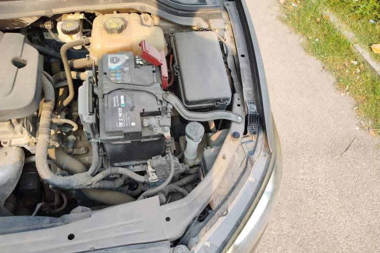Used Buick GT 2017 15N Automatic Deluxe Edition Engine Bay Left