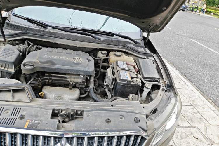 Used Buick GT 2017 15N Automatic Entry-Level Trim Engine Bay Left