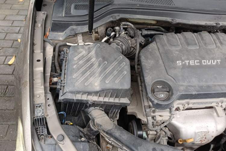 Used Buick GT 2017 15N Manual Entry-Level Trim Engine Bay Right