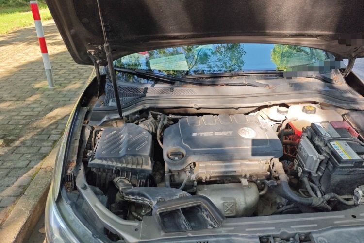 Used Buick GT 2017 15N Automatic Entry-Level Trim Engine Bay Right