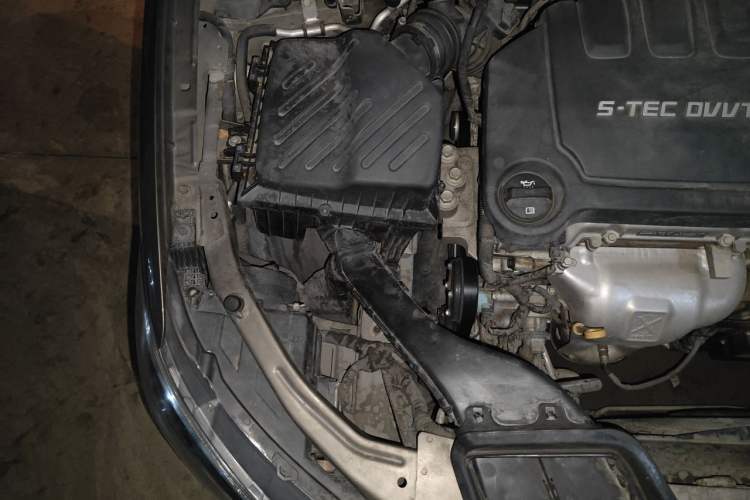 Used Buick GT 2017 15N Automatic Elite Version Engine Bay Right