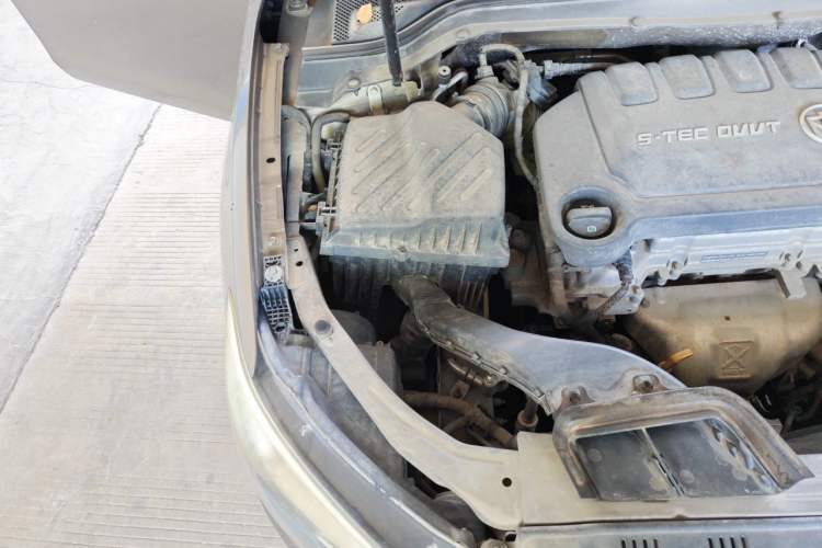 Used Buick GT 2017 15N Manual Elite Version Engine Bay Right