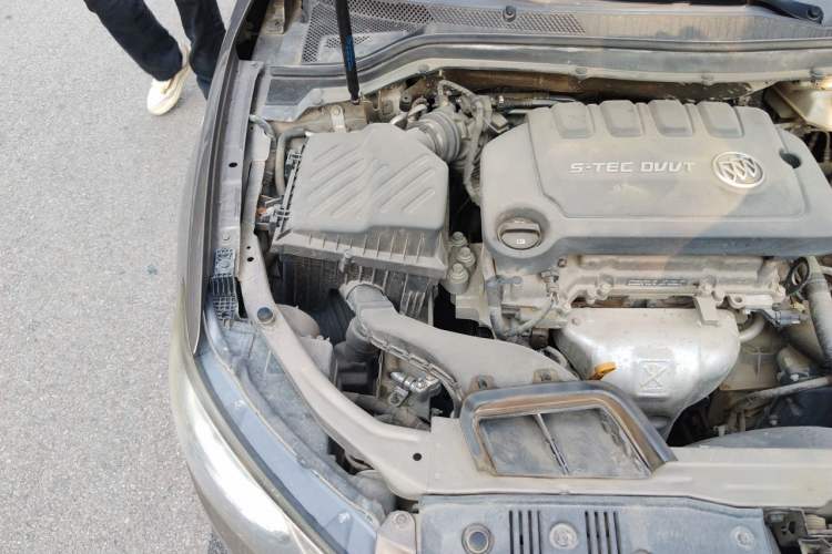 Used Buick GT 2017 15N Automatic Deluxe Edition Engine Bay Right