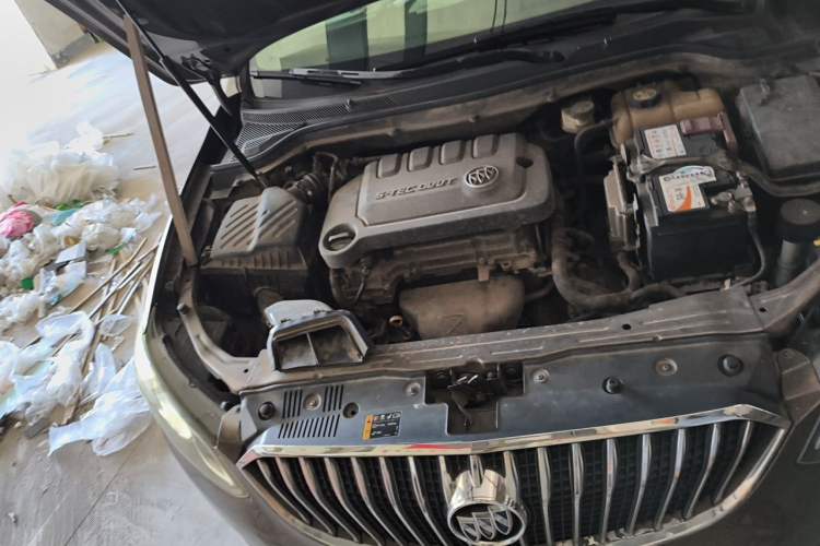 Used Buick GT 2017 15N Automatic Deluxe Edition Engine Bay Right