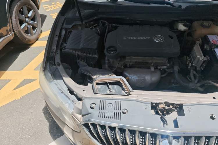 Used Buick GT 2017 15N Automatic Elite Version Engine Bay Right