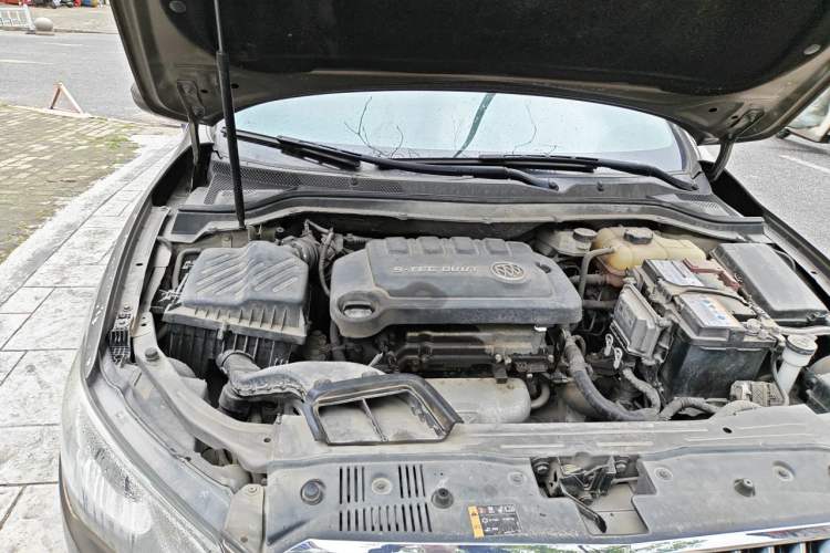 Used Buick GT 2017 15N Automatic Entry-Level Trim Engine Bay Right