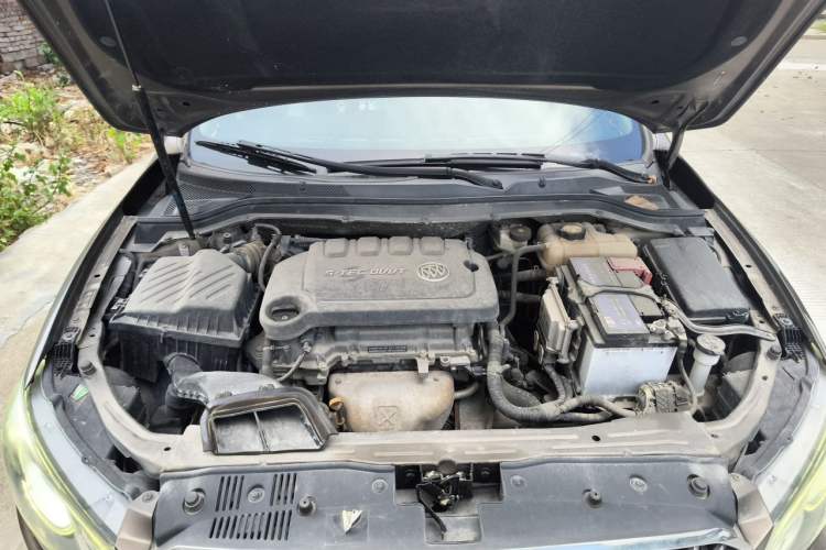 Used Buick GT 2017 15N Manual Elite Version Engine Bay