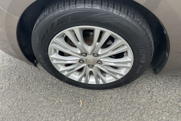 Used Buick GT 2017 15N Automatic Elite Version Exterior 6