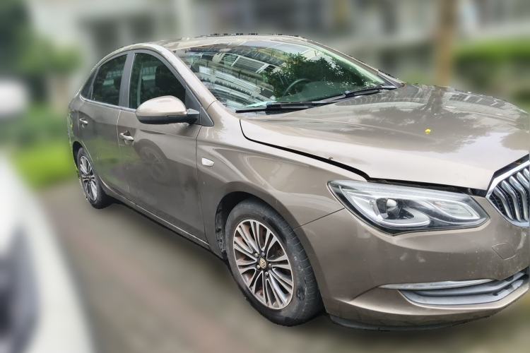 Used Buick GT 2017 18T Dual-Clutch Luxury Model Front Right 45 Deg