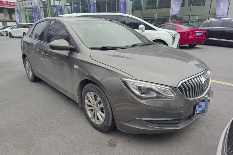 Used Buick GT 2017 15N Manual Entry-Level Trim Front Right 45 Deg