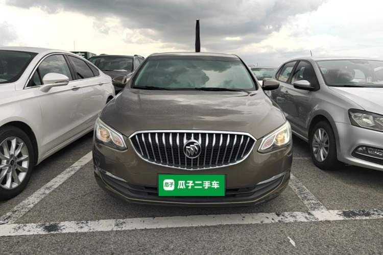 Used Buick GT 2017 15N Automatic Elite Version Front