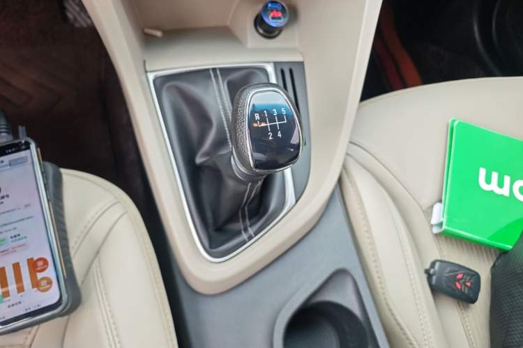 Used Buick GT 2017 15N Manual Elite Version Gear Lever