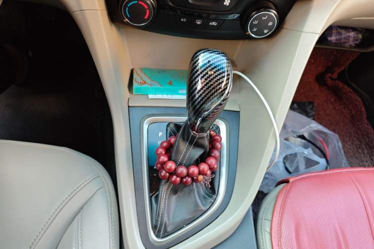 Used Buick GT 2017 15N Automatic Elite Version Gear Lever