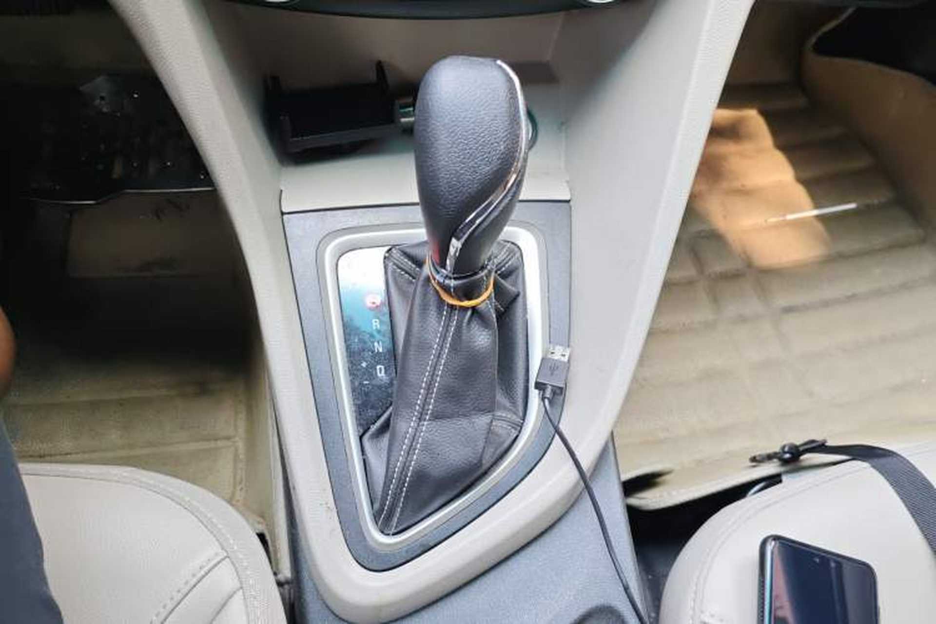 Used Buick GT 2017 15N Automatic Elite Version Gear Lever