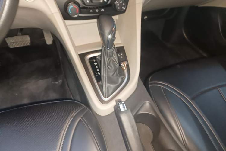 Used Buick GT 2017 15N Automatic Entry-Level Trim Gear Lever