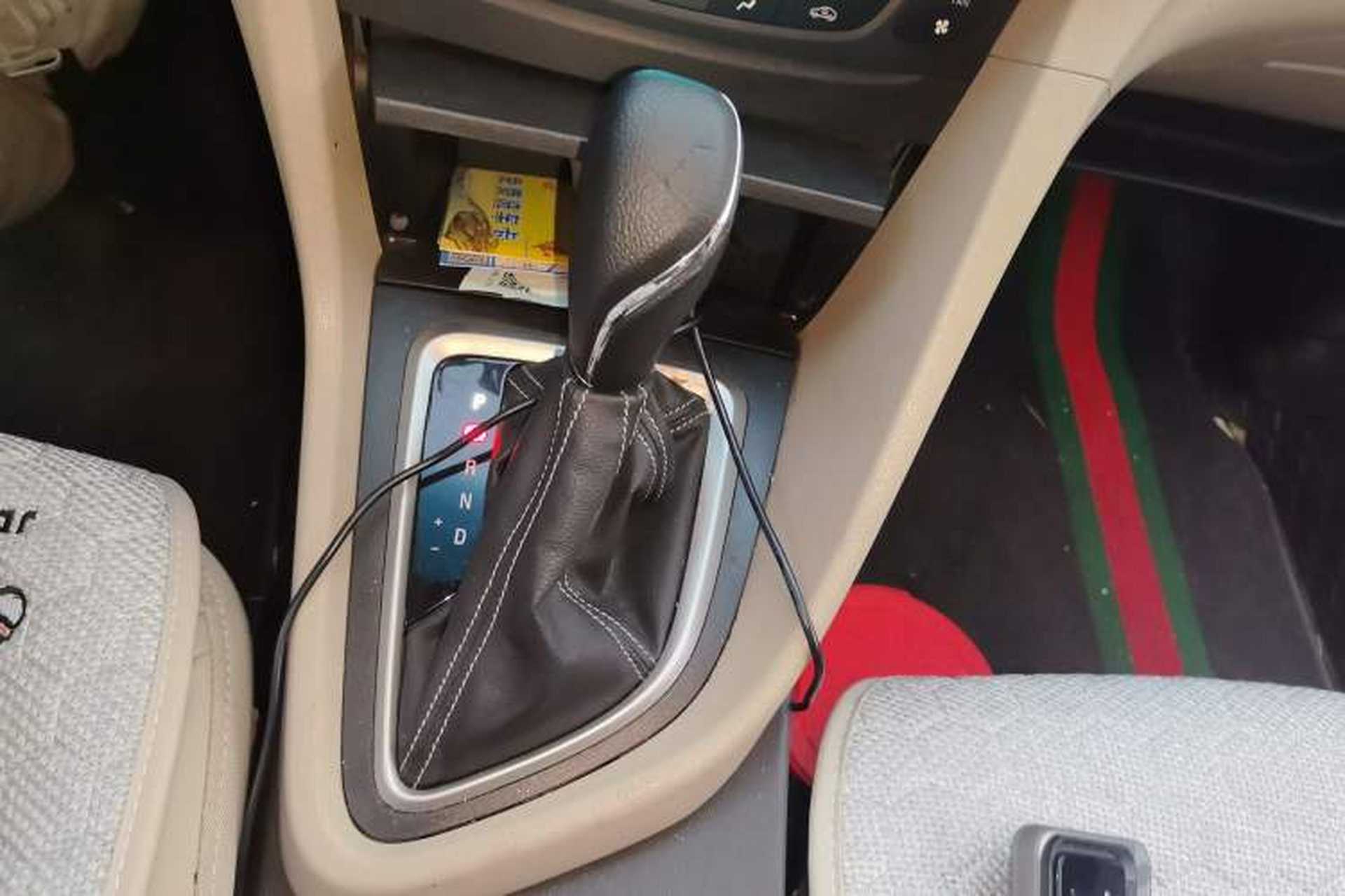 Used Buick GT 2017 15N Automatic Deluxe Edition Gear Lever