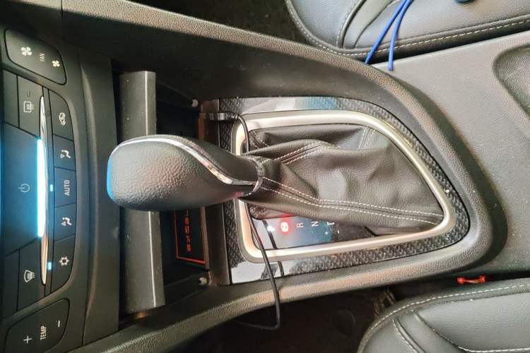 Used Buick GT 2017 15N Automatic Deluxe Edition Gear Lever
