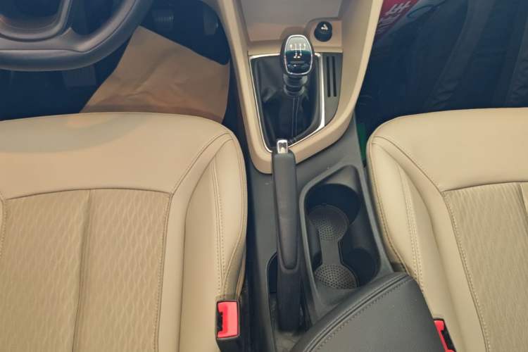 Used Buick GT 2017 15N Manual Elite Version Gear Lever