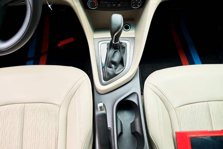 Used Buick GT 2017 15N Automatic Elite Version Gear Lever