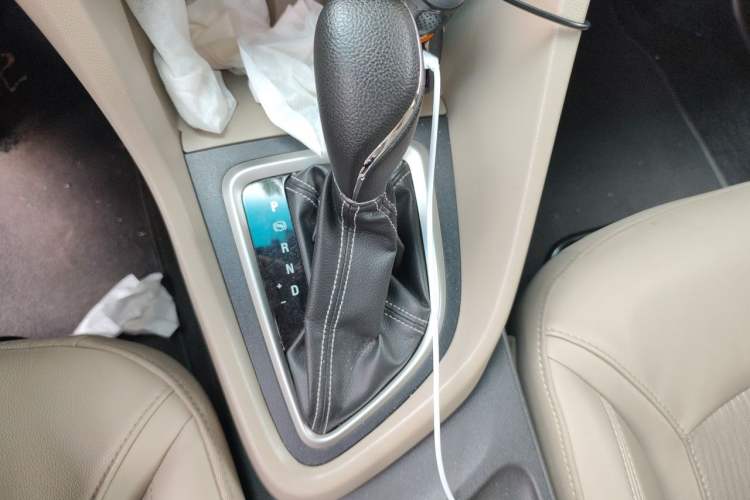 Used Buick GT 2017 15N Automatic Elite Version Gear Lever
