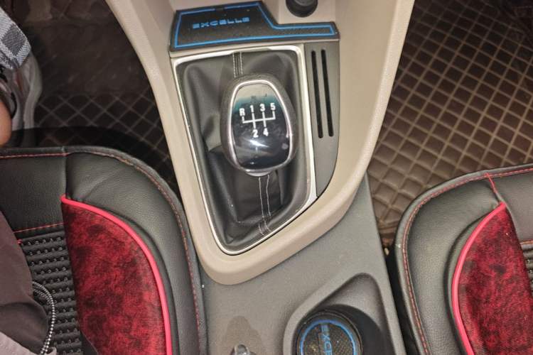 Used Buick GT 2017 15N Manual Elite Version Gear Lever
