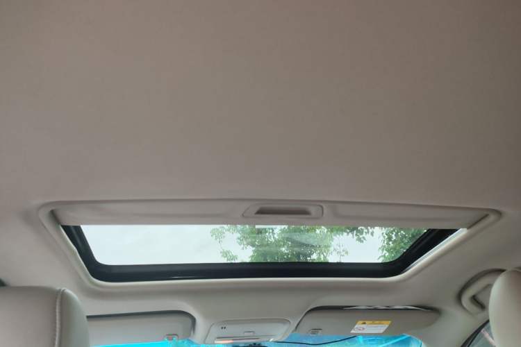 Used Buick GT 2017 15N Automatic Deluxe Edition Headliner