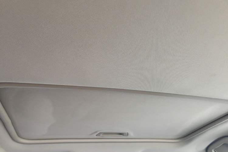Used Buick GT 2017 15N Automatic Elite Version Headliner