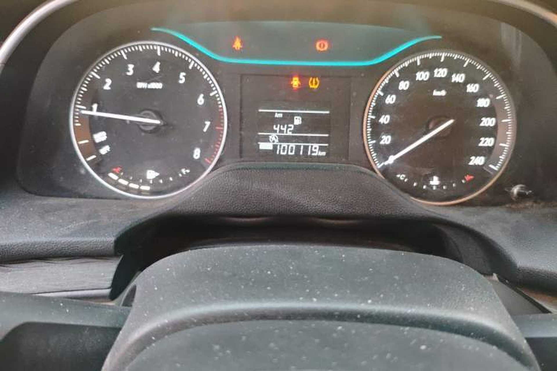 Used Buick GT 2017 15N Manual Entry-Level Trim Instrument Cluster
