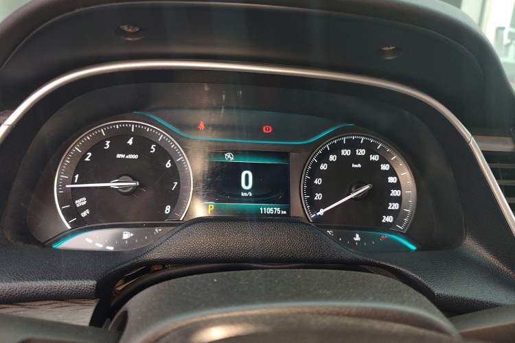 Used Buick GT 2017 18T Dual-Clutch Elite Model Instrument Cluster