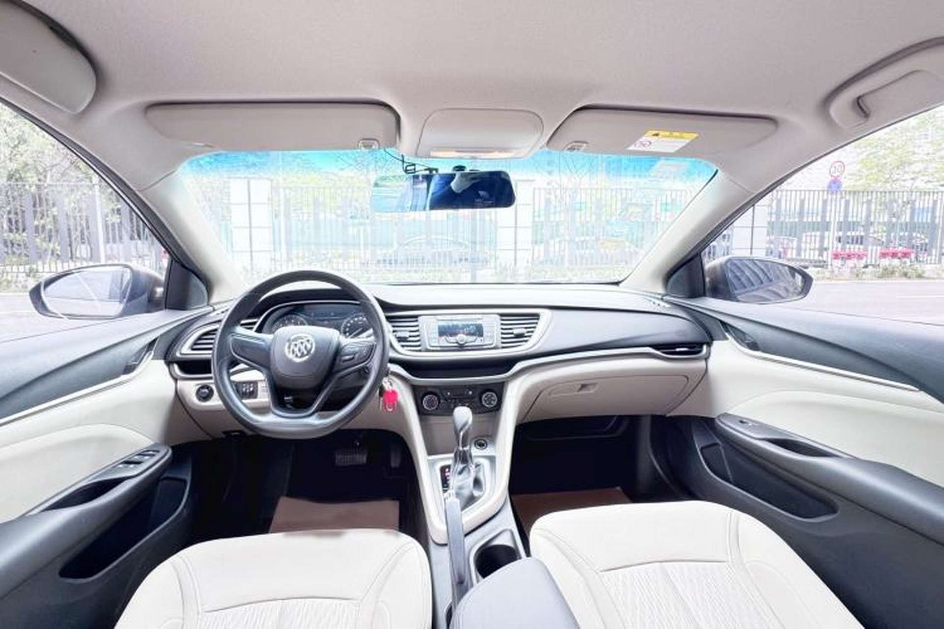 Used Buick GT 2017 15N Automatic Entry-Level Trim Interior 2
